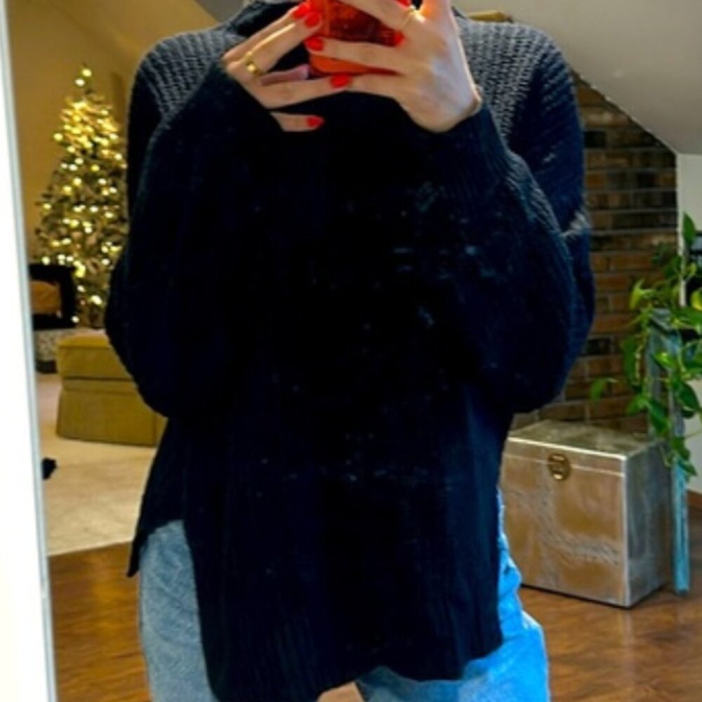 Black turtleneck cozy sweater